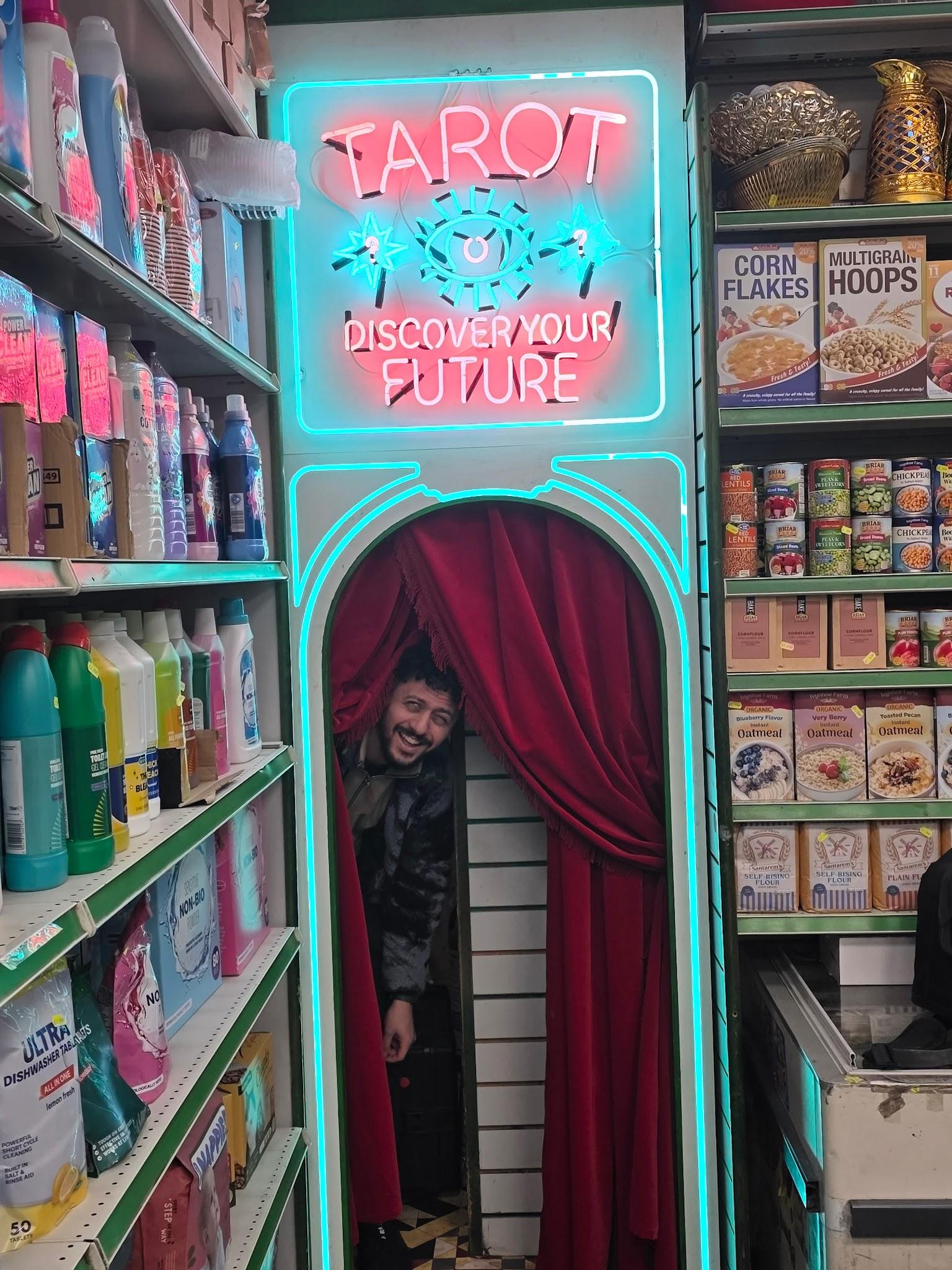 Netflix — Ad creatives & behind-the-scenes